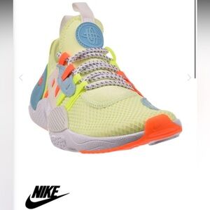 Nike Huarache E.D.G.E. Premium sneakers Barely Volt/Hyper Crimson colorway Boys